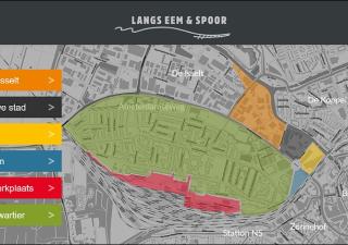 Digitale kaart van het gebied Langs Eem en Spoor met daarop in oranje aangegeven de Kop van Isselt, in het zwart De Nieuwe Stad,  in het geel het Eemplein, in het blauw Trapezium, in het rood de Wagenwerkplaats en in het groen het Soesterkwartier