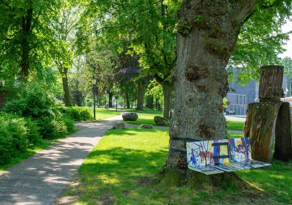 Boombank in het Zocherplantsoen