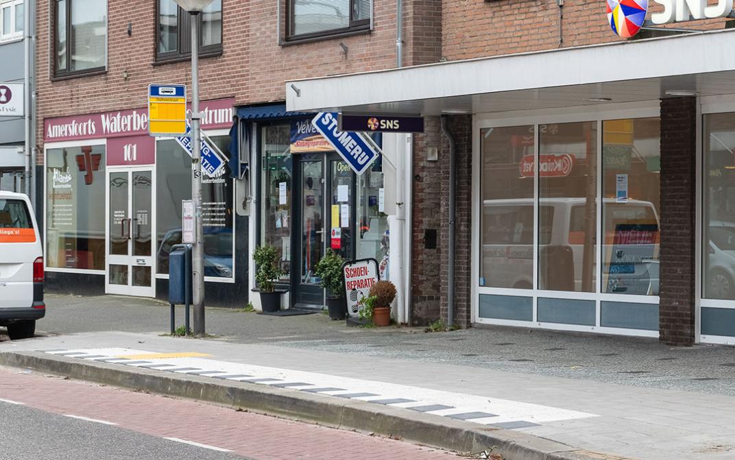 Een aantal winkels langs de Leusderweg