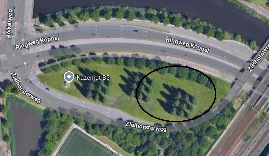 Plattegrond waar de mogelijke locatie is van de nieuwe brandweerkazerne, tussen de Zielhorsterweg en Ringweg Koppel
