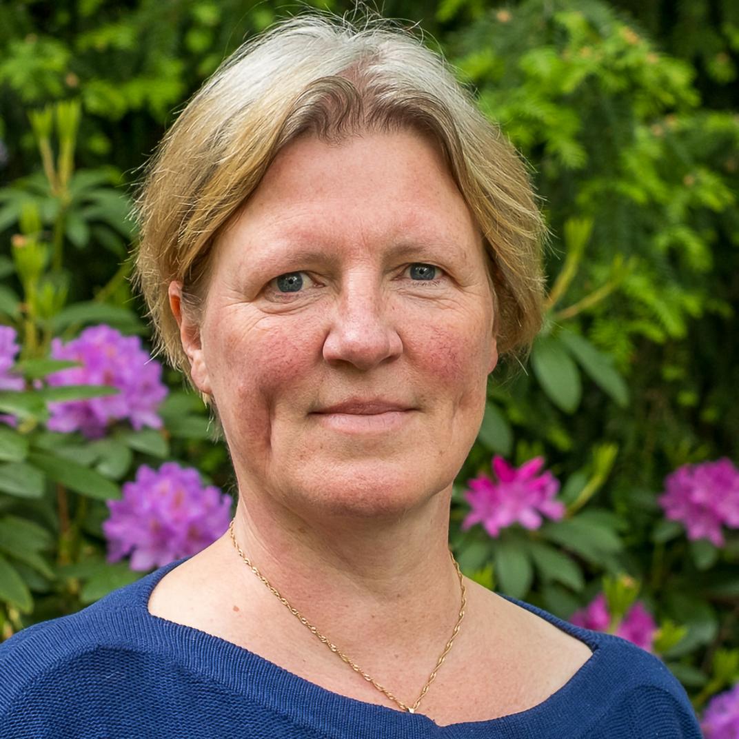 Portretfoto van Liesbeth Soer