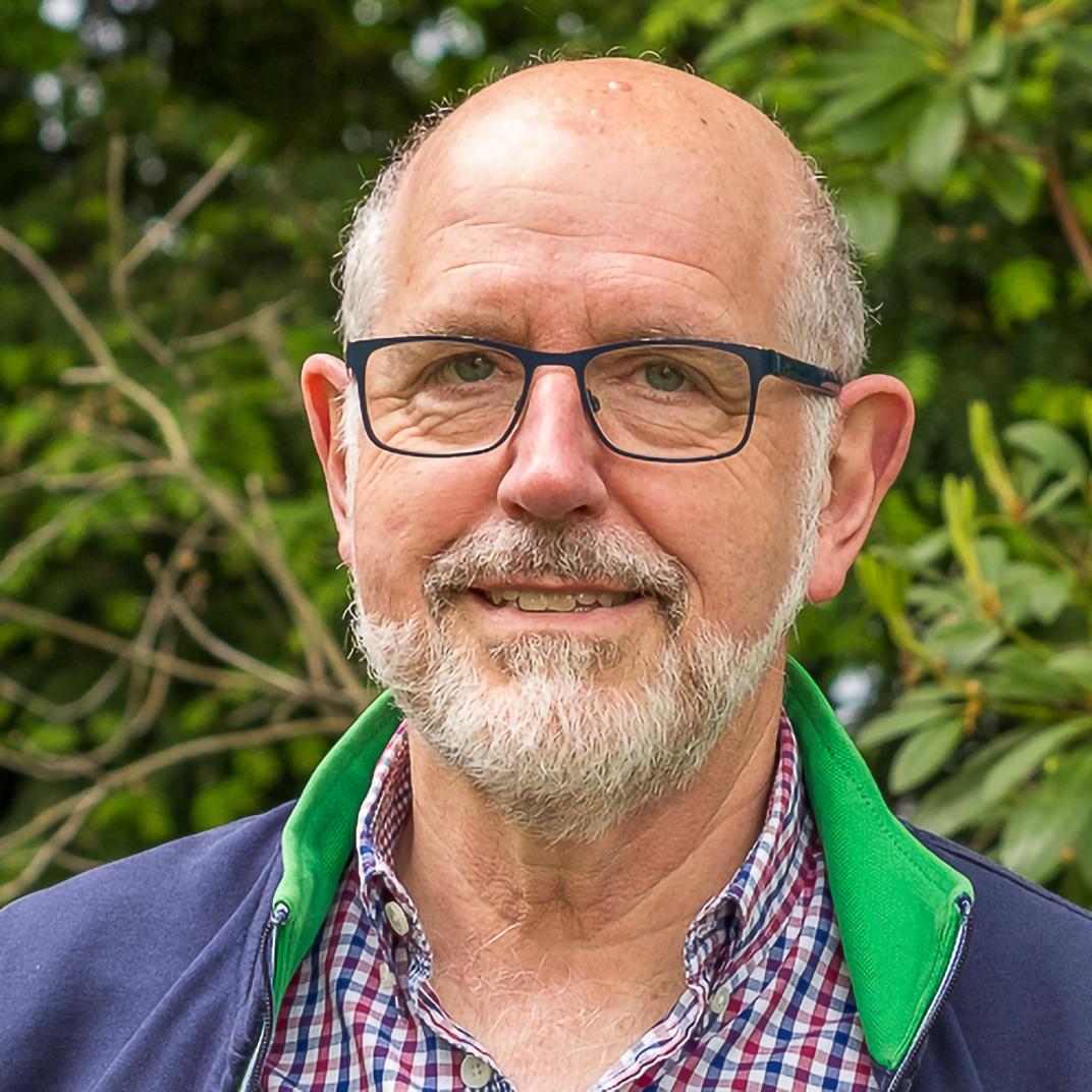 Portretfoto van Martin van Bleek